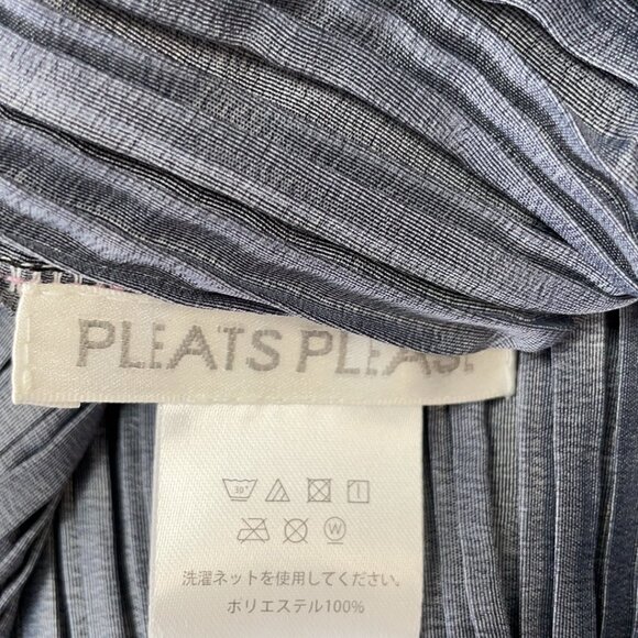 Issey Miyake Charcoal and White Long Sleeve Dress - Picture 3 of 9